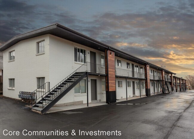 Building Photo - 825-827 E 600 S