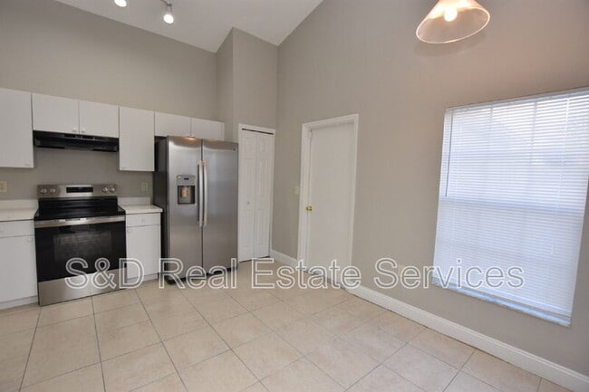 Building Photo - 141 Osprey Heights Dr