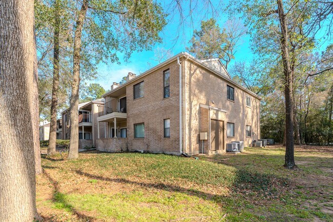 Foto del edificio - 3500 Tangle Brush Dr