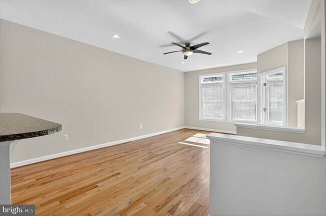 Foto del edificio - 44692 Collingdale Terrace