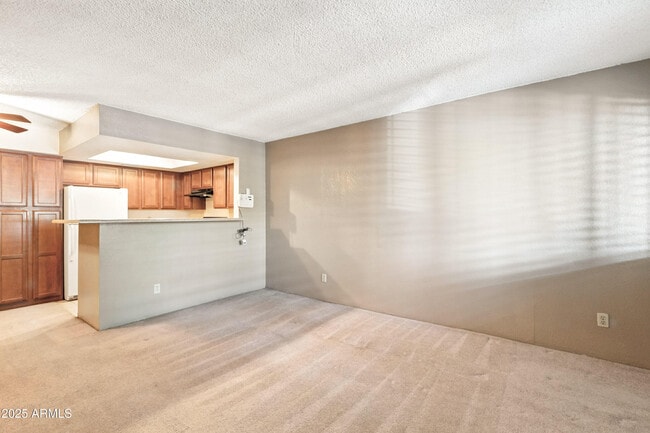Building Photo - 3601 W Tierra Buena Ln