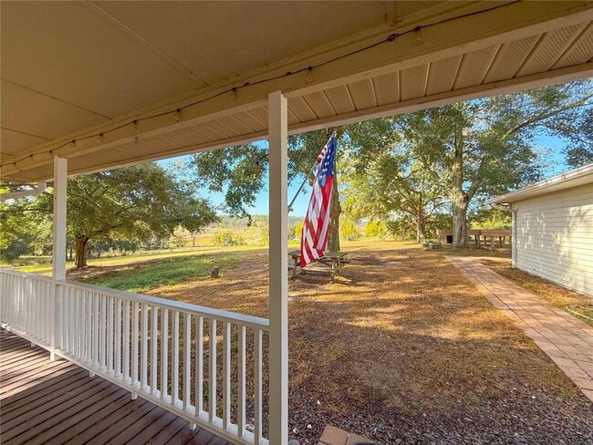 Building Photo - 2827 Sanctuary Ln