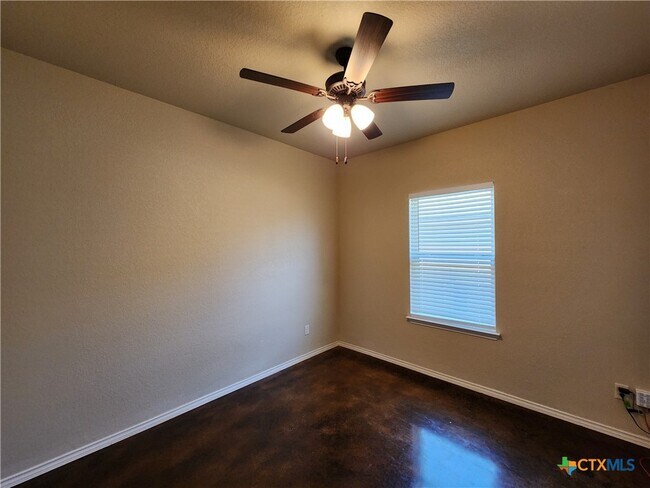 Building Photo - 224 Ragsdale Way