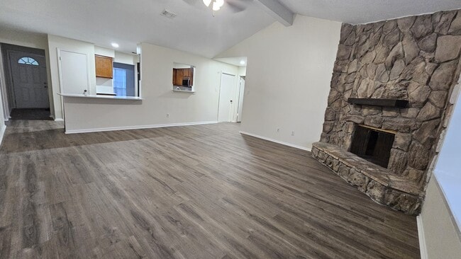 Building Photo - 10303 Old Towne Ln