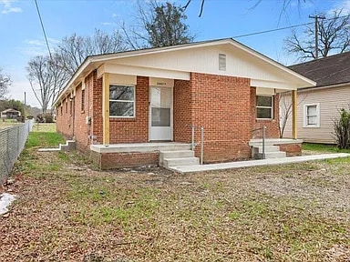 Building Photo - 2802 Curtis St