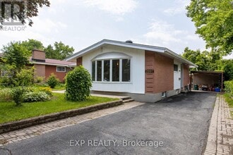 Building Photo - 2097 Kingsley Rd