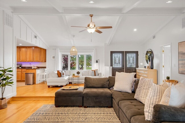 Building Photo - 58 Comanche Ct