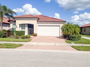 Building Photo - 24244 Gallberry Dr
