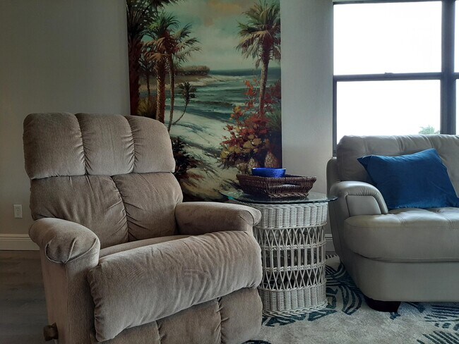 Foto del edificio - 12170 Kelly Sands Way