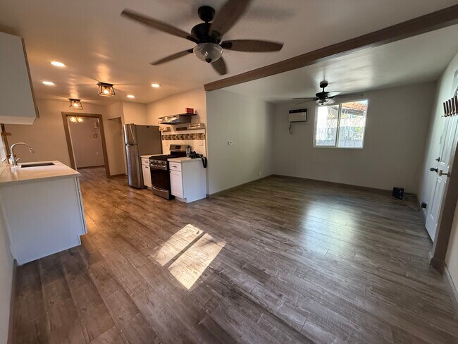 Foto del edificio - 2661 Newell St