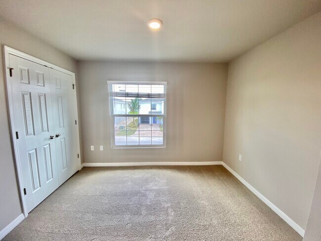Foto del edificio - 15241 Wildflower Cir