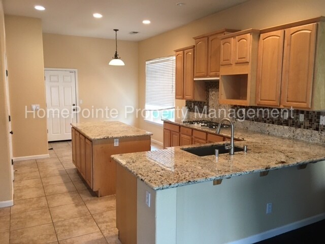 Building Photo - 2148 Beckett Dr