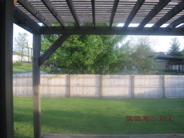 Building Photo - Three Bedroom Two Bath Rancher in the heart of Teays Valley