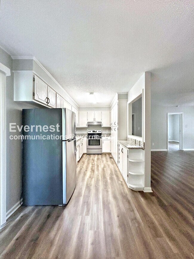 Foto del edificio - 6441 Osprey Trail