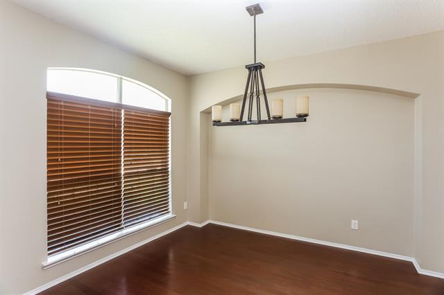 Foto del edificio - 505 Spicewood Dr