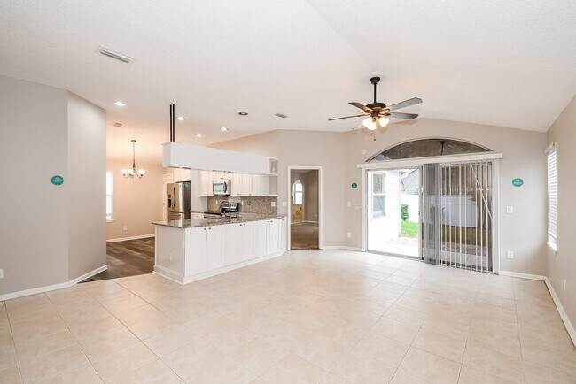 Building Photo - 1217 Homard Blvd E