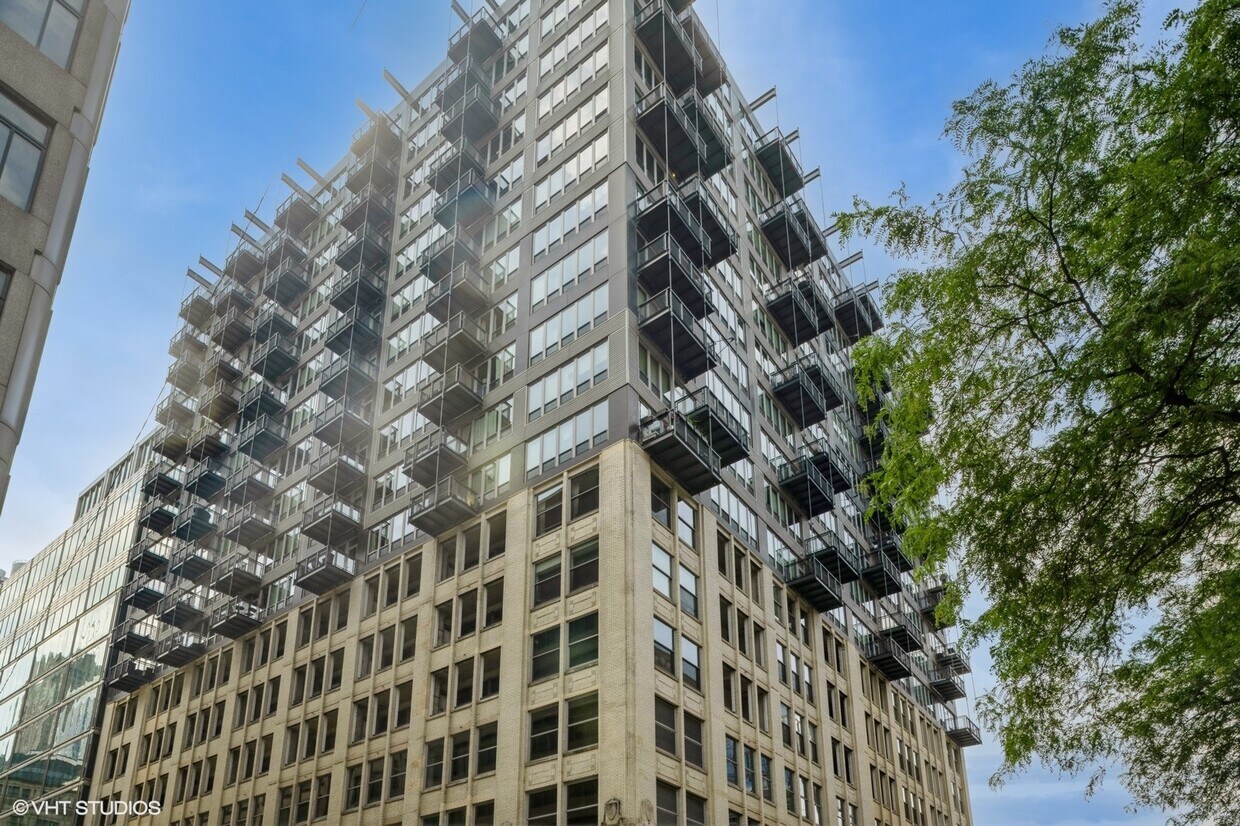 Foto principal - 565 W Quincy St