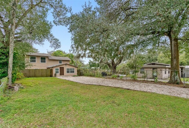 Building Photo - 3 bedroom 3 bathroom Home in Tampa