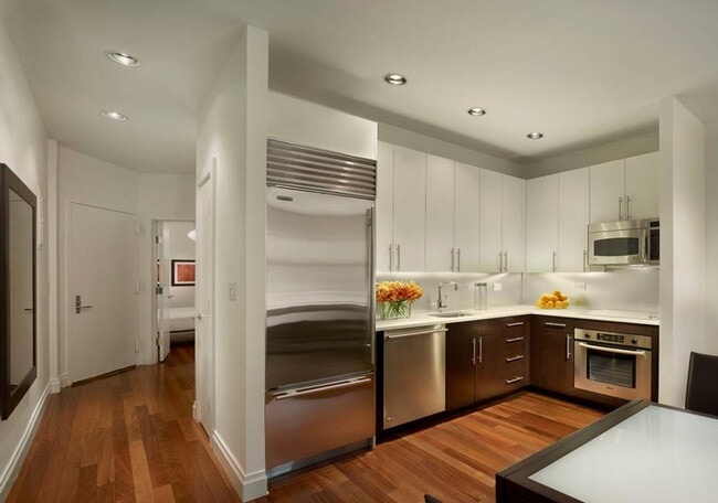 Foto del edificio - 85 W Broadway