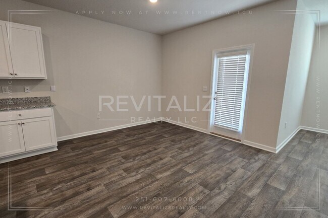 Foto del edificio - Brand-New 4BR/2BA Home in Hadley Village