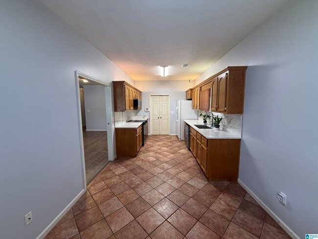 Building Photo - 5169 Alex Way