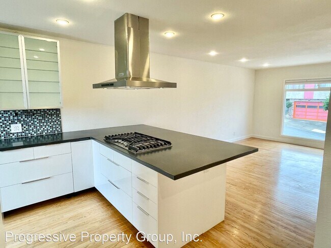 Foto del edificio - 3 br, 2 bath House - 809 Colby Street