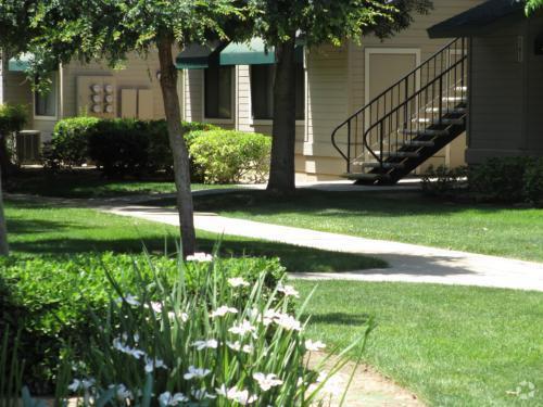 Foto principal - Riverland Apartments