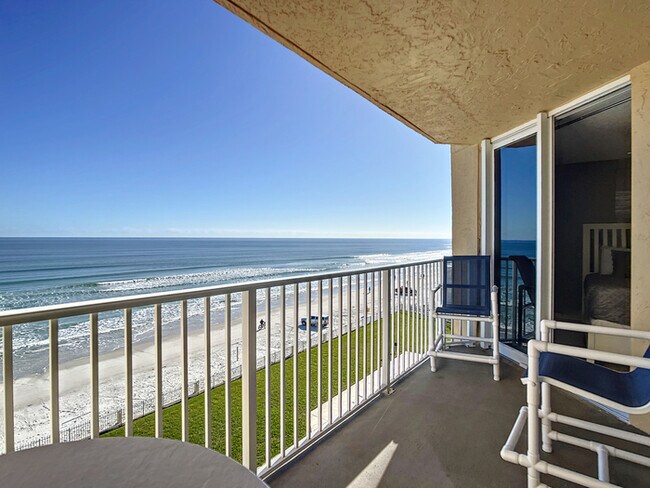 Building Photo - Oceania Beach Club 504