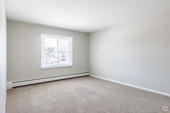 2BR, 2BA - Ontario - ReNew on Naper