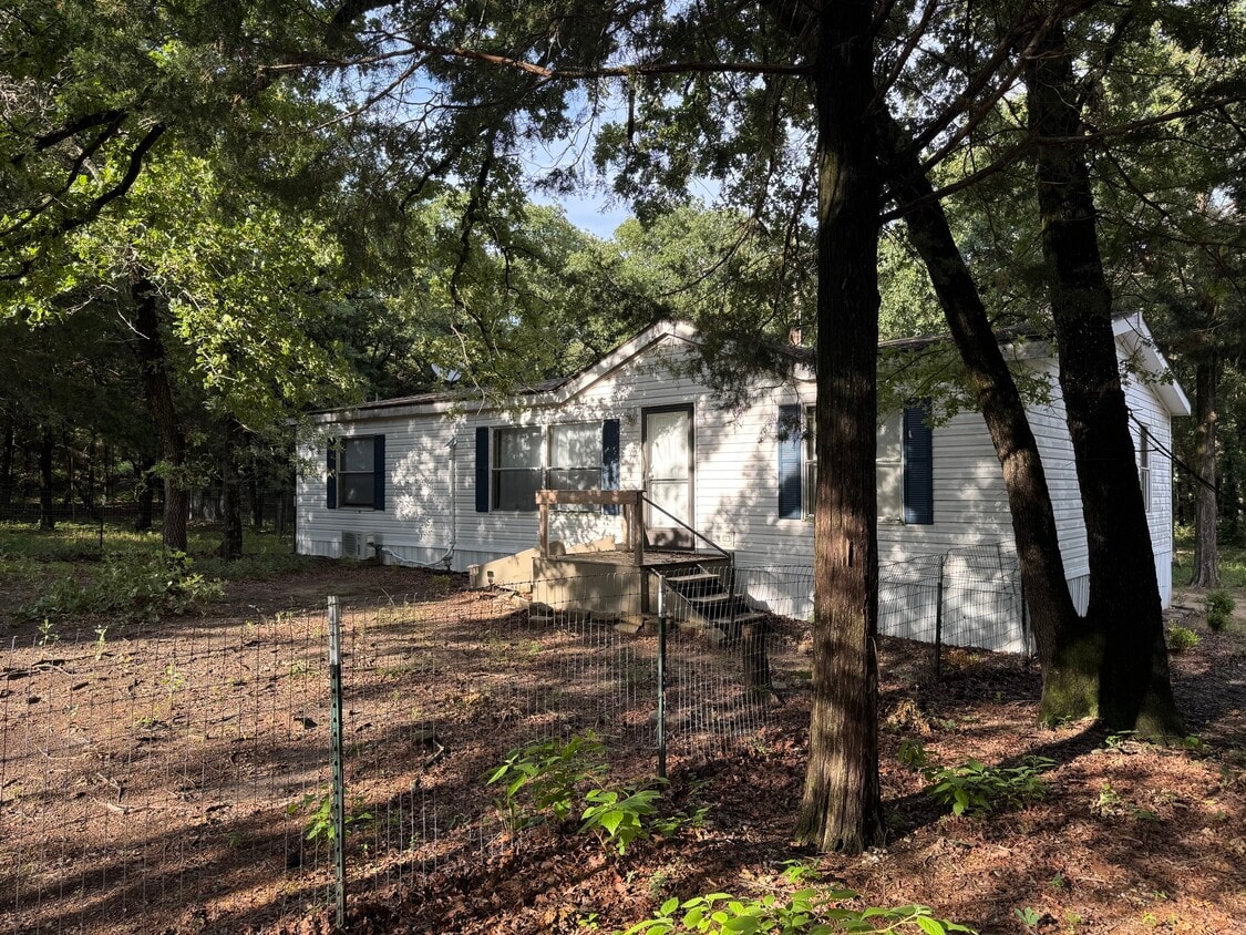 Photo - 1395 Blackjack Rd (Valley View, TX)