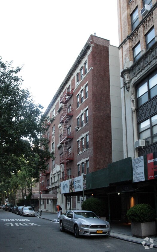 Primary Photo - 59 Livingston St