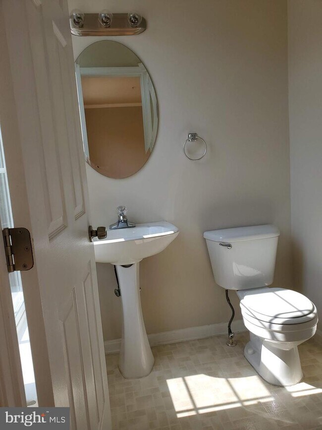 4812 Harcourt Rd, Upper Marlboro, MD 20772 Townhome Rentals in Upper