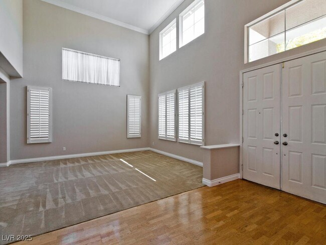Building Photo - 2248 Midvale Terrace