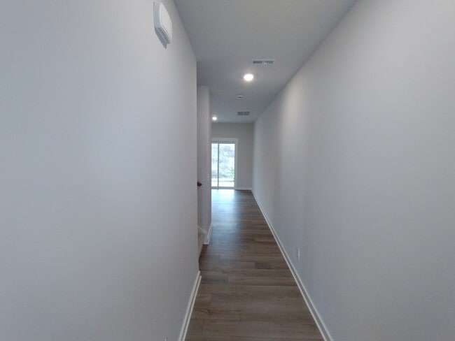 Building Photo - 257 Duke Private Ct