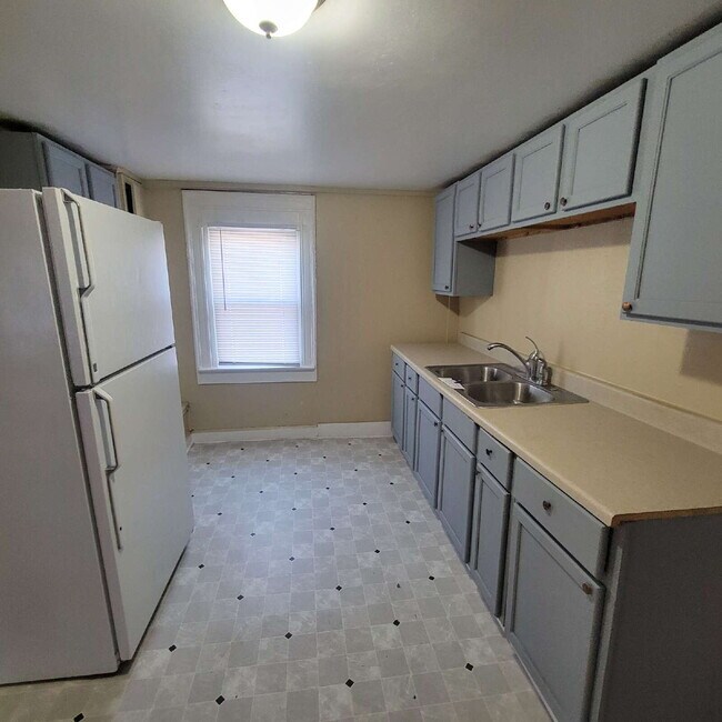 Foto del edificio - Near Eastside 4BR House ready to RENT!