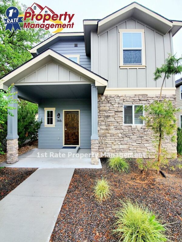 Foto principal - 348 E Idaho St