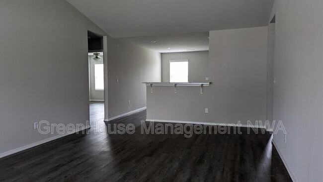 Building Photo - 1771 Hermitage Dr