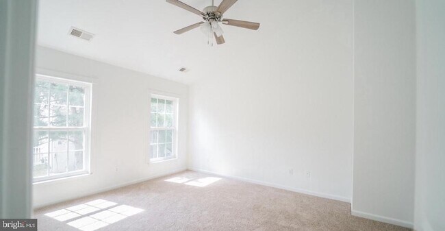 Building Photo - 16919 Gentle Wood Ln