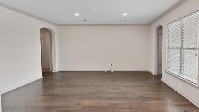 Building Photo - 1237 Foxtail Dr