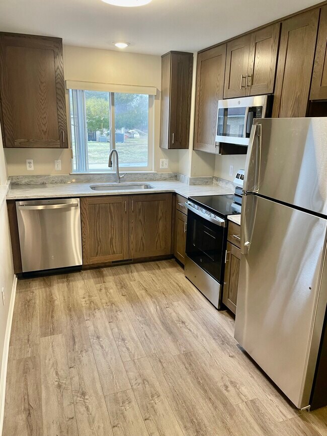 Foto del edificio - 15280 Arno Dr