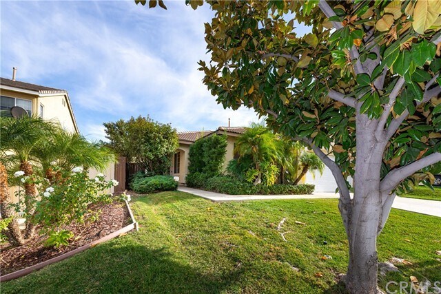 Building Photo - 22832 Canyon View Dr