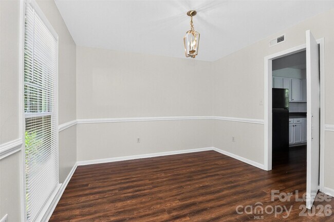 Foto del edificio - 4307 Saxonbury Way