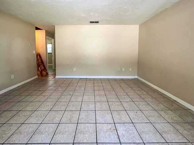Foto del edificio - 2288 - Holly Heights