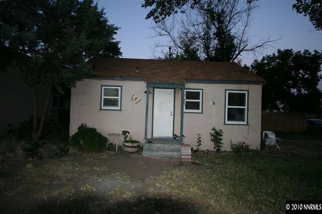 Building Photo - 624 19th St