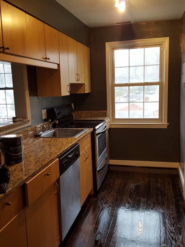 Kitchen - 8207 Grubb Road