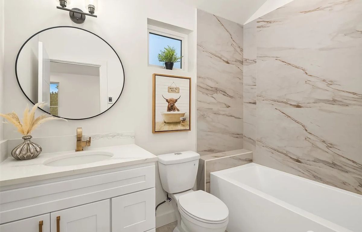 Photo - 9224 36th Ave SW (Seattle, WA)