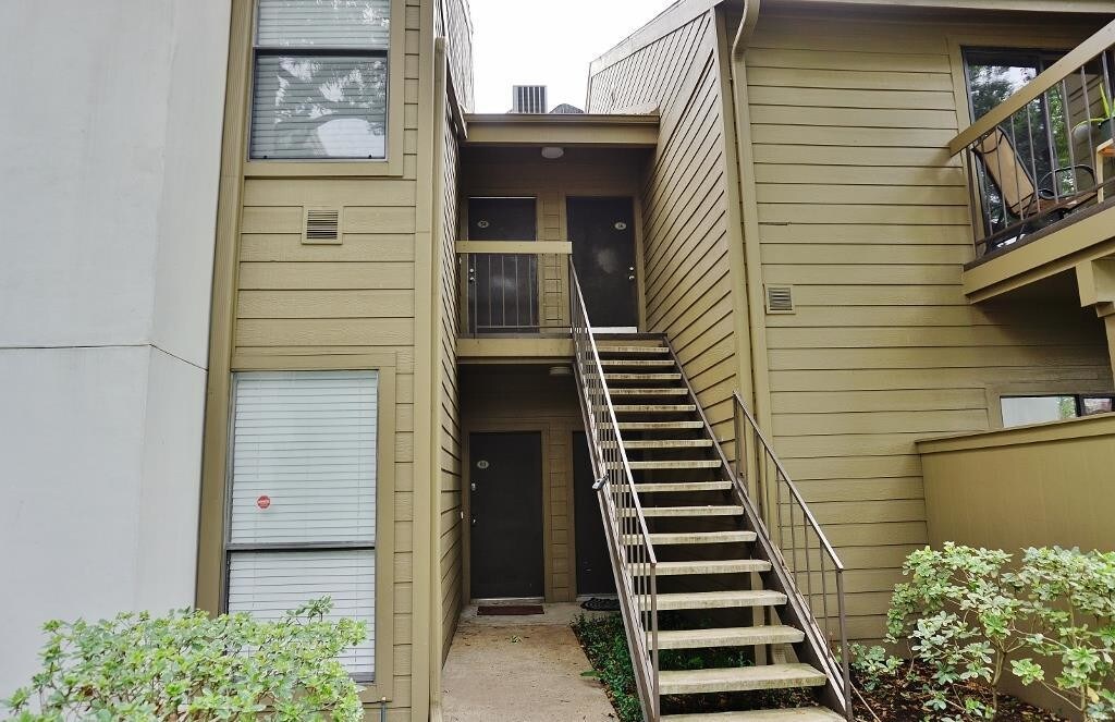 Primary Photo - 10047 Westpark Dr