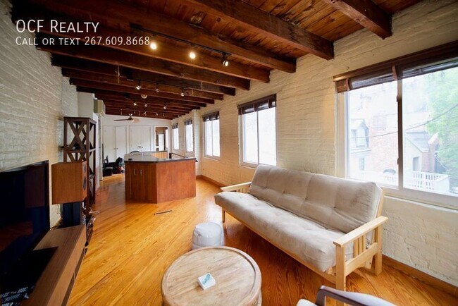 Building Photo - 2223 Latimer St