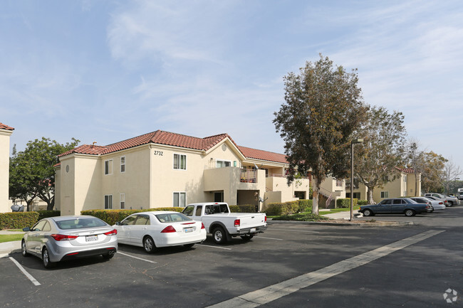 Mira Vista Senior Apartments Apartments - Camarillo, CA | Apartments.com