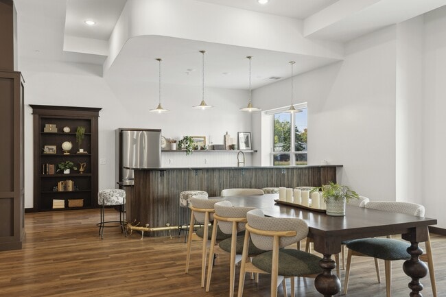 Building Photo - Rowe